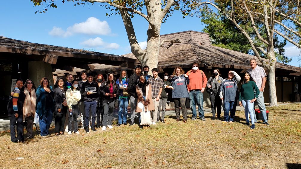 Group Photo of Honors Students
